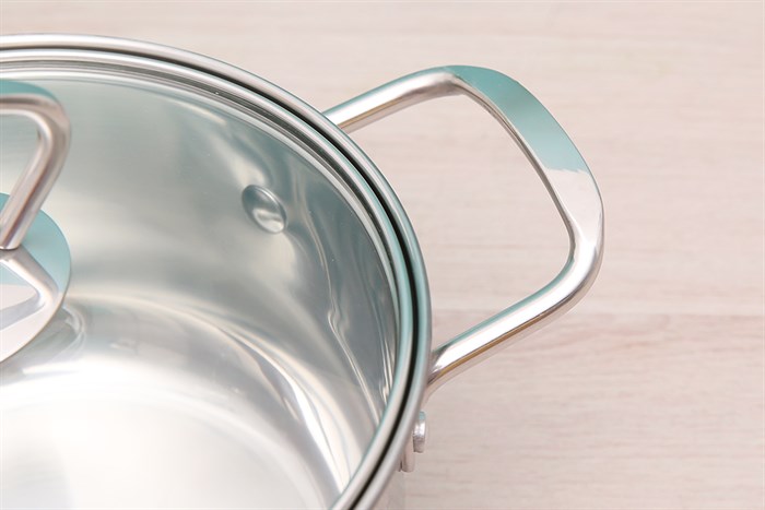 Nồi inox 5 đáy nắp kính 16 cm Sunhouse SHG788-16 Màu Bạc Inox