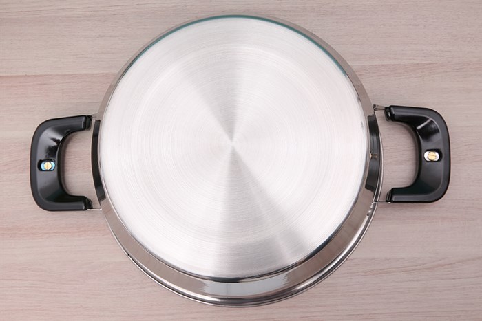 Nồi lẩu inox nắp kính 26 cm Sunhouse SHL26 Màu Bạc Inox