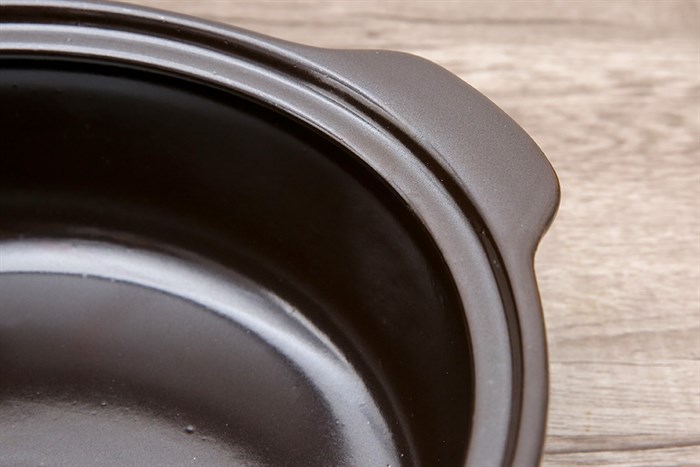 Nồi đất nắp kính 24 cm Dong hwa Tucbeghi GF-705 2.68 lít Màu Đen