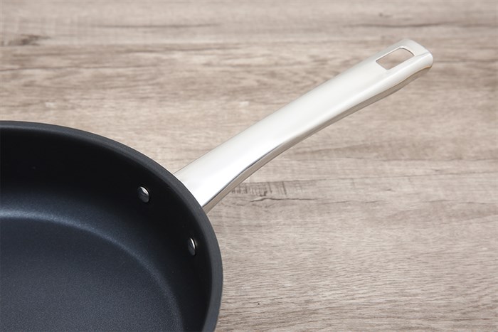 Bộ nồi chảo inox 3 đáy nắp kính Smartcook SM2101MN Màu Bạc Inox