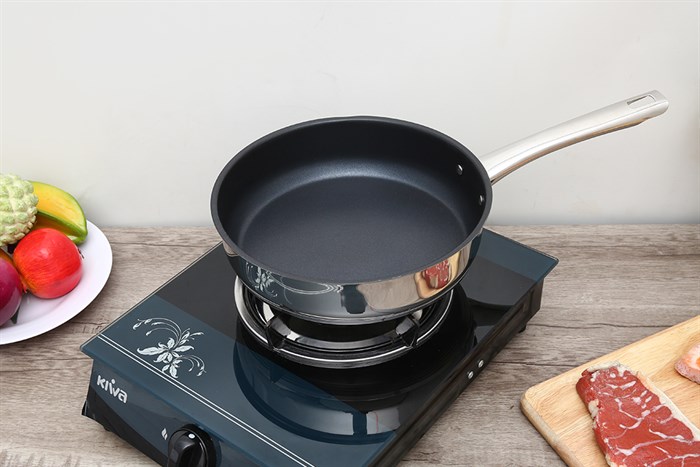 Bộ nồi chảo inox 3 đáy nắp kính Smartcook SM2101MN Màu Bạc Inox