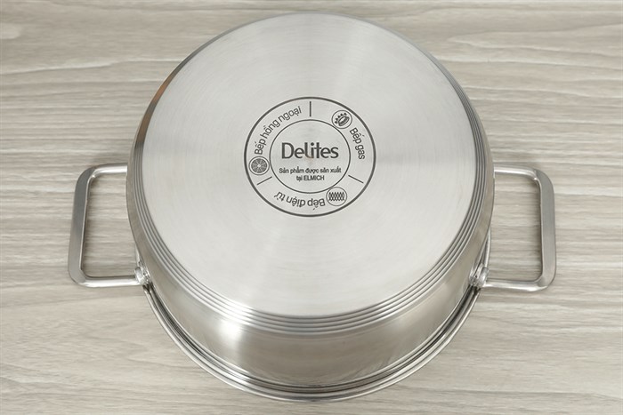 Bộ 3 nồi inox 3 đáy nắp kính Delites BNE009 Màu Bạc Inox