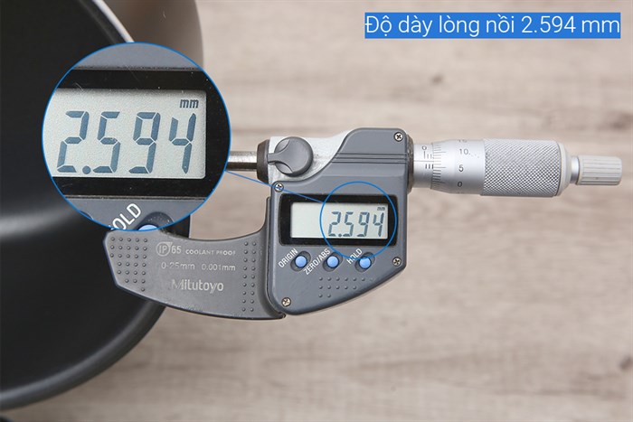 Nồi nhôm chống dính nắp kính 22 cm Delites NCDE002-22 Màu Đen