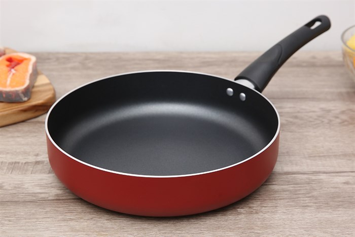 Bộ nồi chảo nhôm nắp kính Delites NCE005-20-26 Màu Đỏ