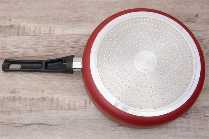 Bộ nồi chảo nhôm nắp kính Delites NCE005-20-26 Màu Đỏ