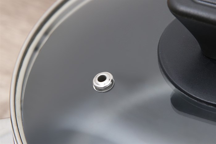 Bộ nồi chảo nhôm nắp kính Delites NCE005-20-26 Màu Đỏ