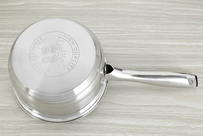 Quánh inox 3 đáy nắp kính 16 cm Delites CW-G001N Màu Bạc Inox