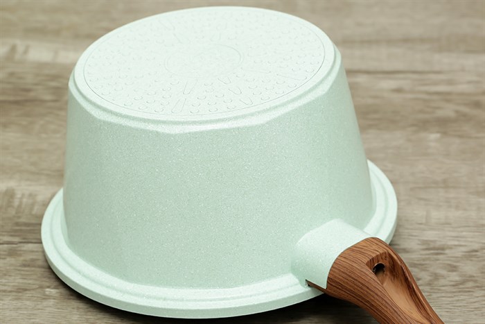 Quánh Ceramic nắp kính 18 cm Green Cook GCS05-18IH Màu Xanh ngọc