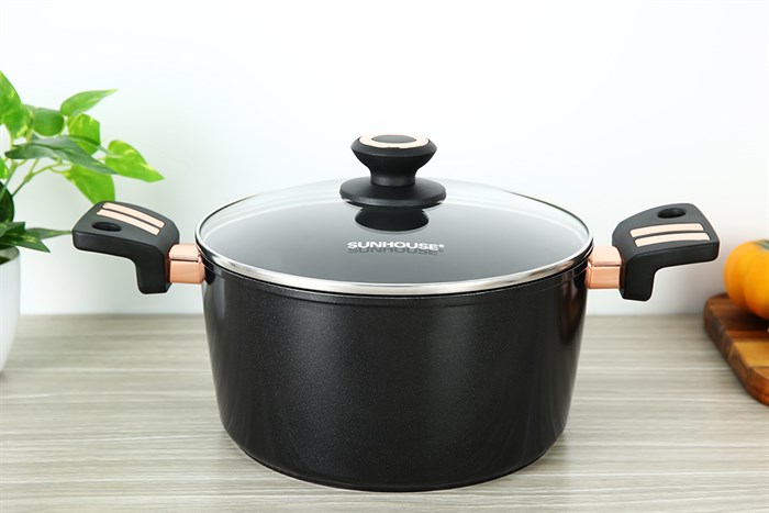 Nồi nhôm chống dính Ultra Titanium nắp kính 24 cm Sunhouse ST2210B-24 Màu Đen