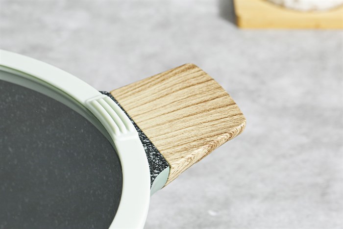 Nồi nhôm đúc vân đá nắp kính 24 cm Carez CPC595DI24SN Màu Xanh