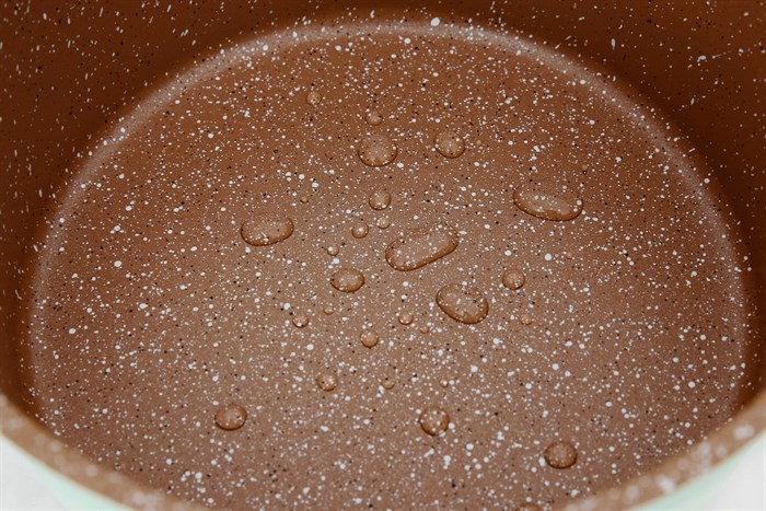 Quánh nhôm chống dính nắp kính 18 cm Green Cook GCS225-18IH Màu Xanh lá