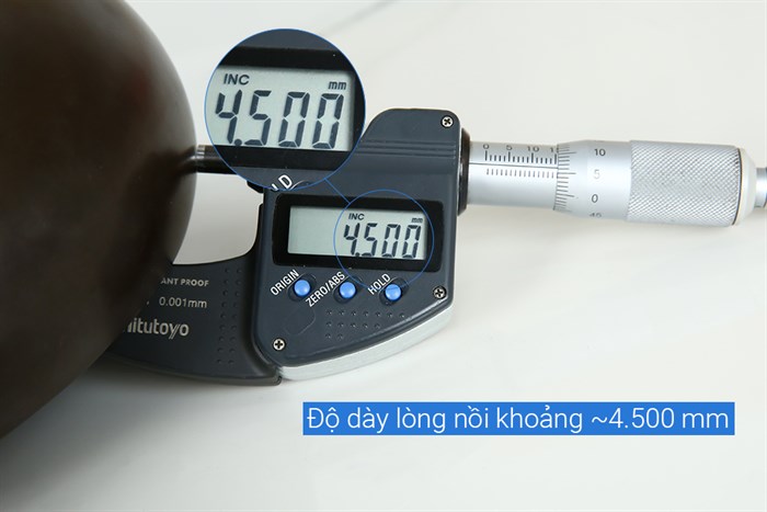 Nồi đất nắp sứ 16 cm Dong hwa P903 Màu Xanh đen đậm