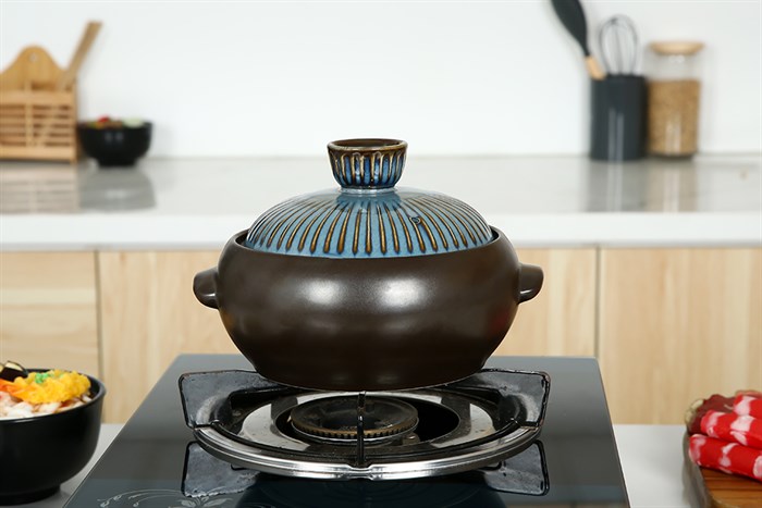 Nồi đất nắp sứ 16 cm Dong hwa P903 Màu Xanh đen đậm
