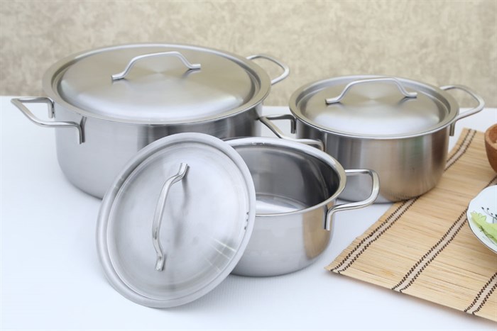 Bộ 3 nồi inox đáy từ 16, 18, 24 cm Happycook Elegan EL-06SRY Màu Inox