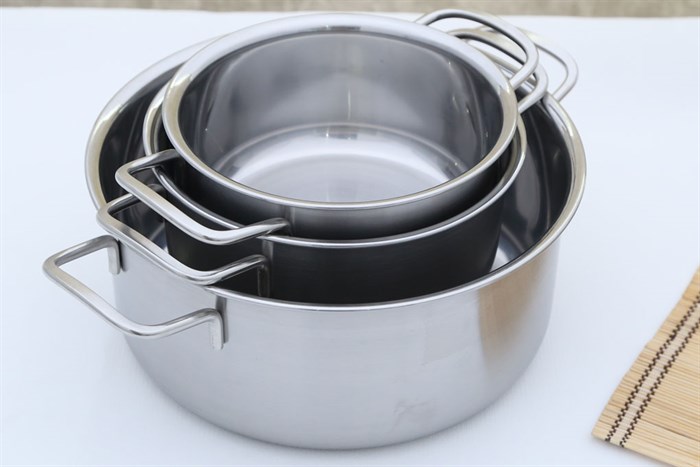 Bộ 3 nồi inox đáy từ 16, 18, 24 cm Happycook Elegan EL-06SRY Màu Inox