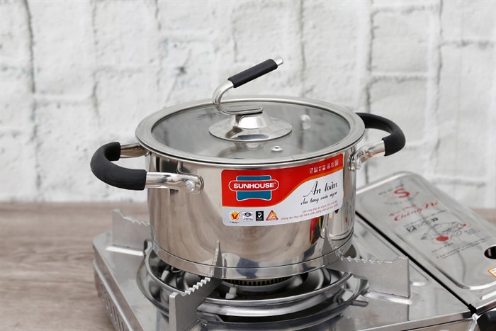 Nồi inox 3 đáy nắp kính 16 cm Sunhouse SHG24316 Màu Xám