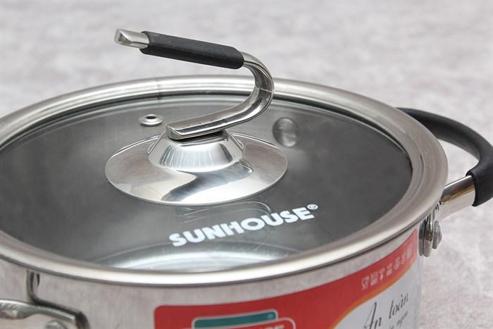 Nồi inox 3 đáy nắp kính 16 cm Sunhouse SHG24316 Màu Xám