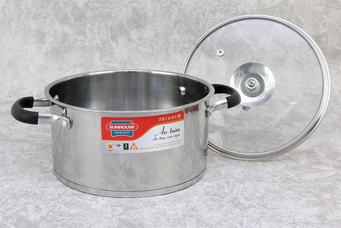 Nồi inox 3 đáy nắp kính 20 cm Sunhouse SHG24320 Màu Inox