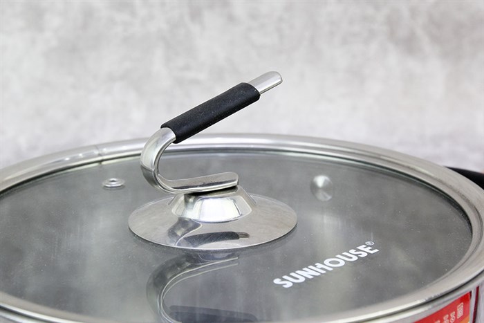 Nồi inox 3 đáy nắp kính 20 cm Sunhouse SHG24320 Màu Inox