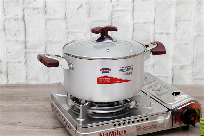 Nồi nhôm anod nắp kính 20 cm Sunhouse SH8833-20EBN Màu Bạc