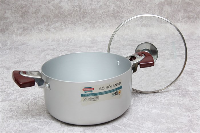 Nồi nhôm anod nắp kính 20 cm Sunhouse SH8833-20EBN Màu Bạc