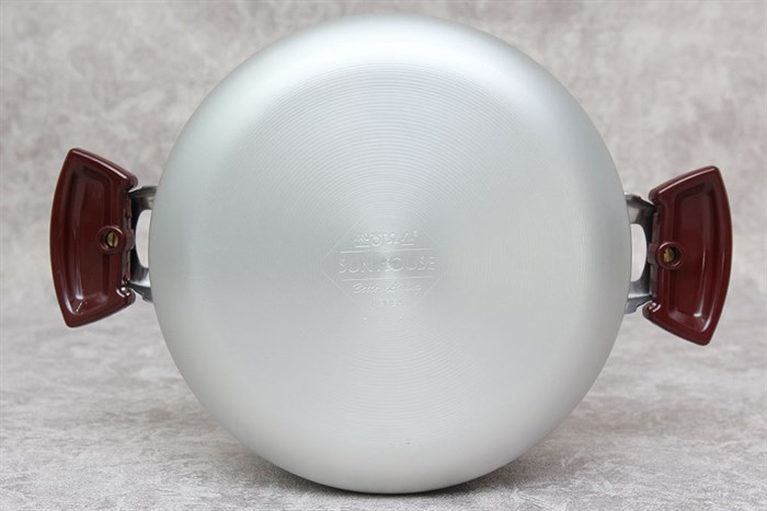 Nồi nhôm anod nắp kính 20 cm Sunhouse SH8833-20EBN Màu Bạc