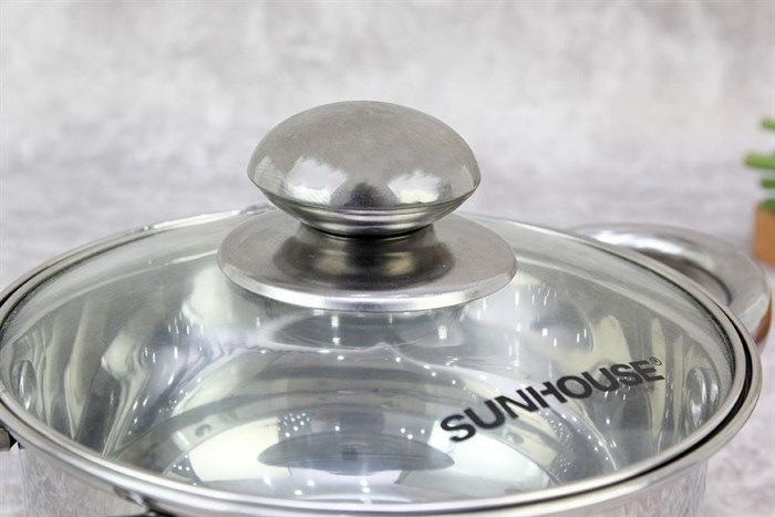 Nồi inox 3 đáy nắp kính 16 cm Sunhouse SH22116 Màu Inox