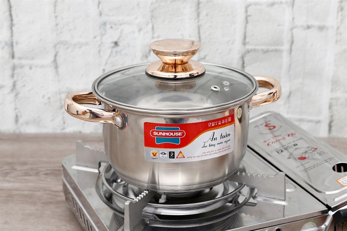 Nồi inox 5 đáy nắp kính 16 cm Sunhouse SHG24216 Màu Inox