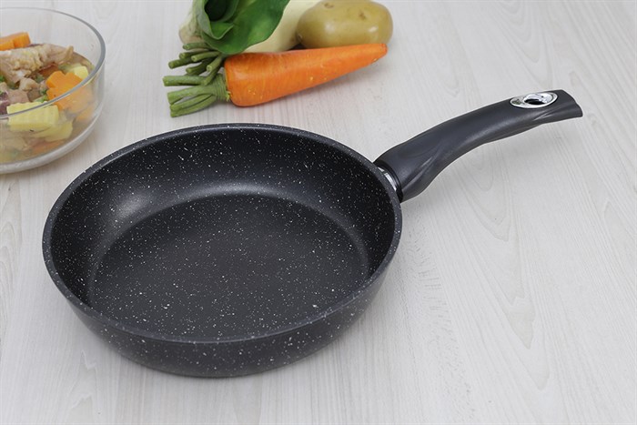 Chảo nhôm chống dính đáy từ 24 cm Delites CDE Màu Đen