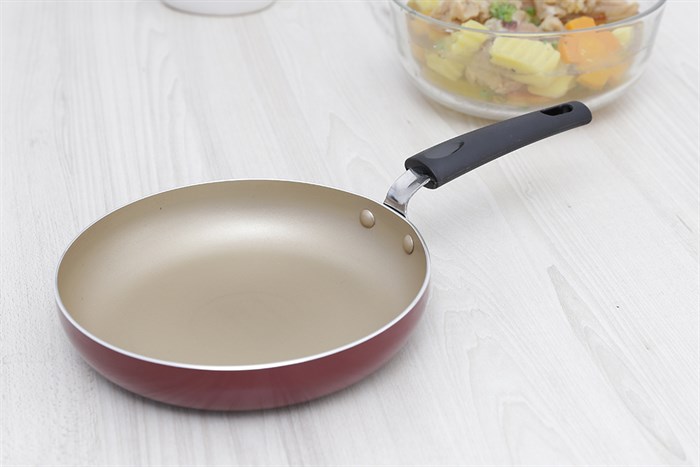 Chảo nhôm chống dính 18 cm Sunhouse CT18C Màu Đỏ
