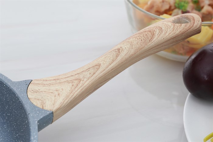 Chảo nhôm chống dính vân đá đáy từ 24 cm Delites 001CWS Màu Xanh ngọc