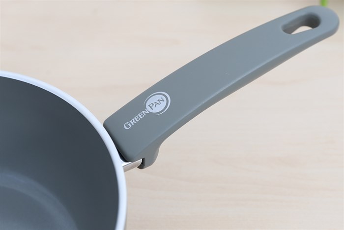 Chảo nhôm sâu chống dính đáy từ 20 cm Greenpan Cambridge Màu Xám