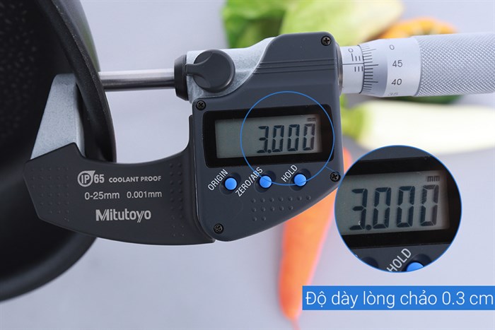 Chảo nhôm chống dính đáy từ 24 cm Tefal C6200472 Màu Đen