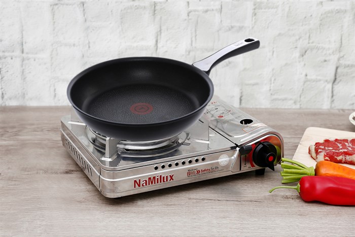 Chảo nhôm chống dính đáy từ 24 cm Tefal C6200472 Màu Đen