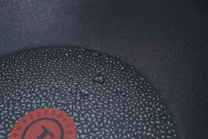 Chảo nhôm sâu chống dính đáy từ 28 cm Tefal C6201972 Màu Đen