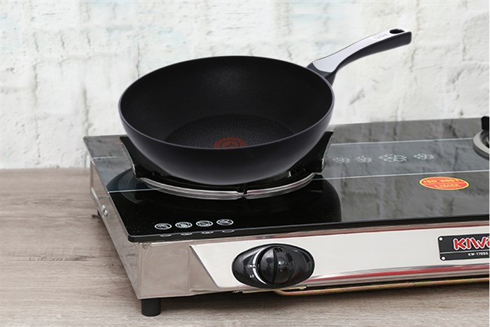 Chảo nhôm sâu chống dính đáy từ 28 cm Tefal C6201972 Màu Đen