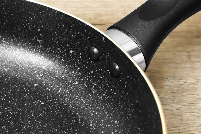 Chảo nhôm chống dính đáy từ 24 cm Sunhouse SHM24D Màu Xanh lá