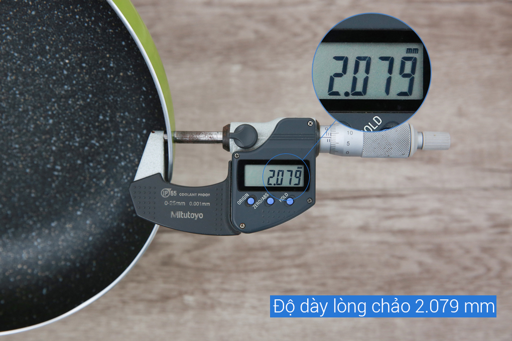 Chảo dày gần 2.1 mm giữ nhiệt tốt - Chảo chống dính đáy từ Sunhouse 26 cm SHG1126MG