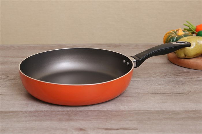 Chảo nhôm chống dính đáy từ 28 cm DMX CTE Màu Cam đỏ