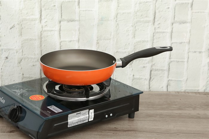 Chảo nhôm chống dính đáy từ 24 cm DMX CTE