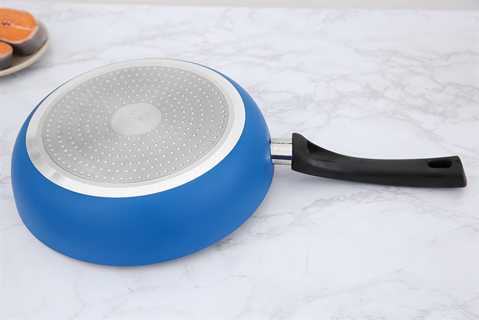 Chảo nhôm chống dính vân đá đáy từ 26 cm Elmich Colosseum Y1 EL-3720 Xanh dương Màu Xanh Dương