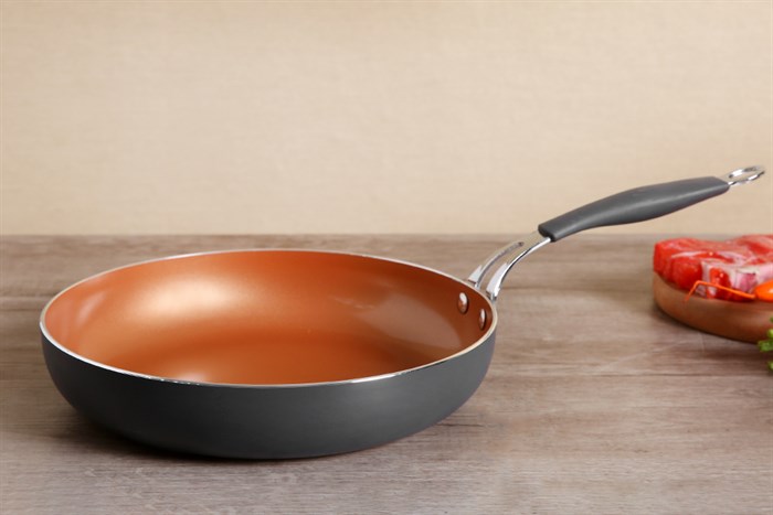 Chảo nhôm chống dính đáy từ 28 cm Sunhouse SHG1128MCA Màu Đen