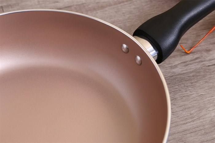 Chảo nhôm sâu chống dính đáy từ 24 cm DMX CSE Màu Đỏ