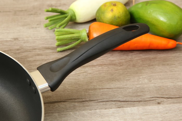 Chảo nhôm chống dính 30 cm Supor F06A30 Màu Đen