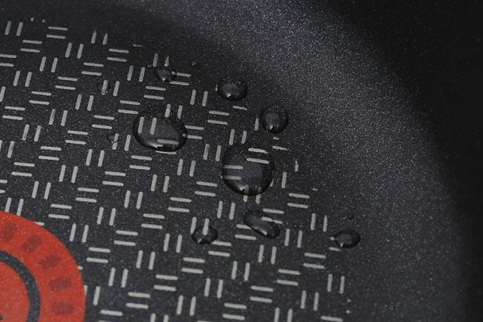 Chảo nhôm sâu chống dính đáy từ 28 cm Tefal C6428614 Màu Đỏ