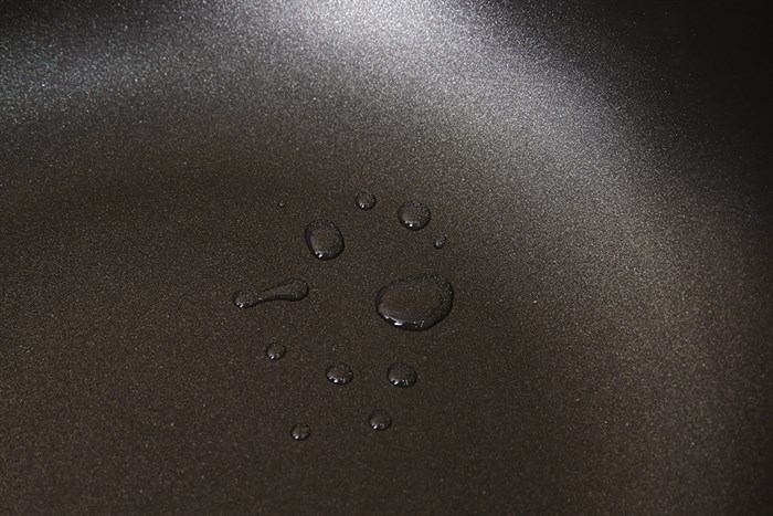Chảo nhôm sâu chống dính đáy từ 28 cm Happycook OSWP-28IH Màu Đen