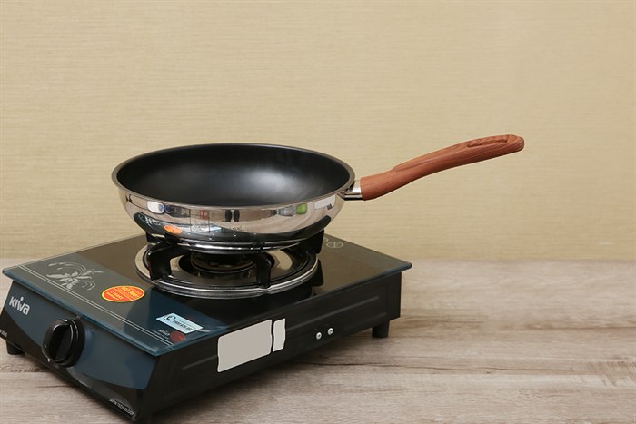 Chảo inox sâu chống dính đáy từ 26 cm Fivestar C26-3D Màu Bạc