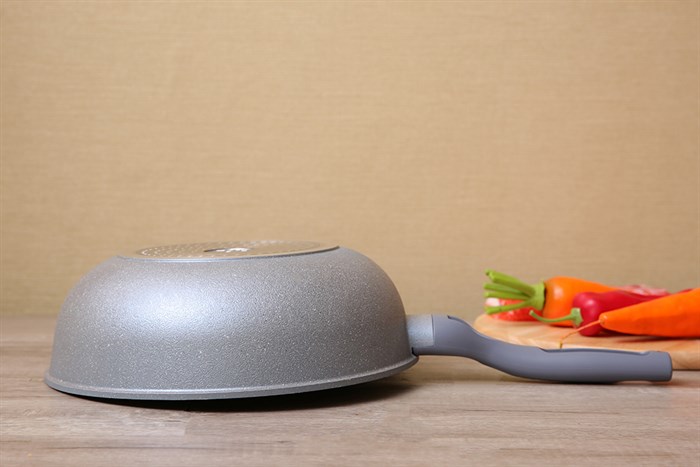 Chảo nhôm sâu chống dính vân đá đáy từ 28 cm Sunhouse SHG1228MMA Màu Xám