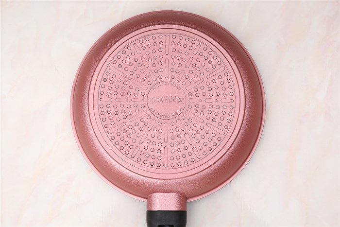 Chảo nhôm chống dính vân đá đáy từ 26 cm Happycook Aura AFP-26IH Màu Đen hồng
