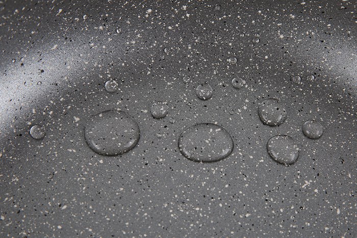 Chảo nhôm chống dính vân đá đáy từ 26 cm Kangaroo KG654M Màu Xám - Đỏ